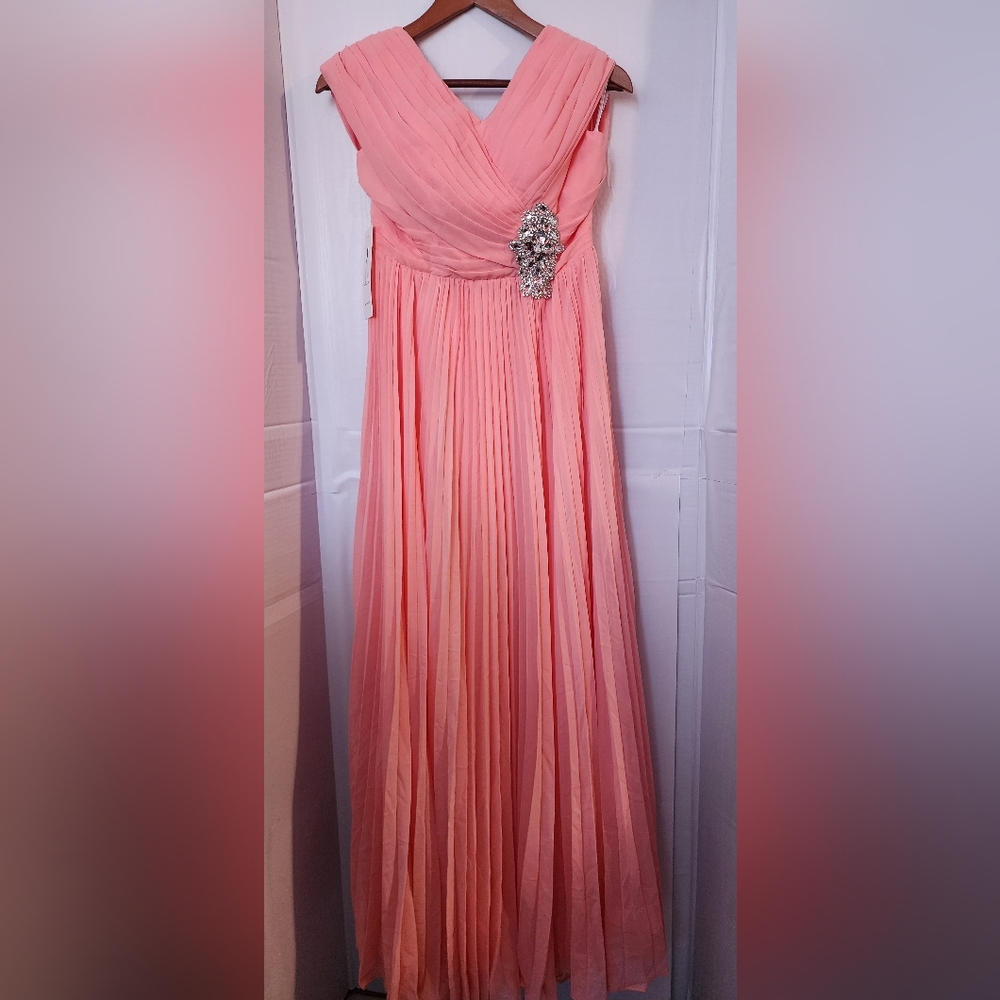Elegant Pink Pleated Corset Back Long Dress Sz X-SMALL NWT